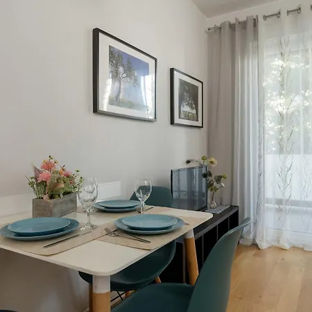 Appartamento Jesionowa 37 Elegancki I Parking By Renters Breslavia