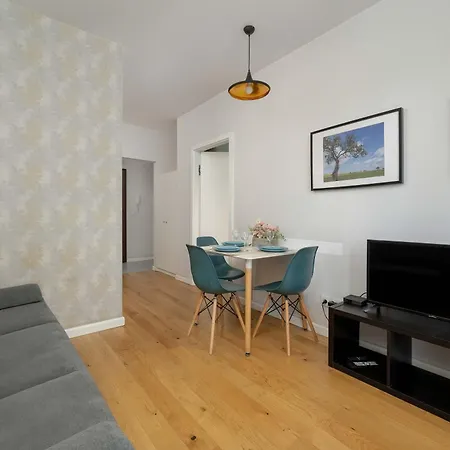 Jesionowa 37 Elegancki I Parking By Renters * Breslavia